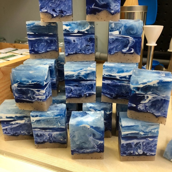 Waterton Breakers natural bar soap ( 2 bar pkg) - Picture 2 of 3